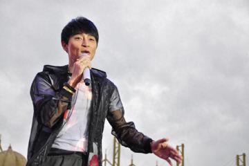 “小虎队”成员陈志朋被曝两次偷税漏税 退出涉