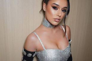 雷吉隆即将加盟曼联 女友身材火辣