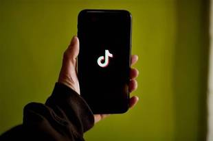 罗永浩称东方甄选风波没有彻底结束：一定会继续推进“去董宇辉化”