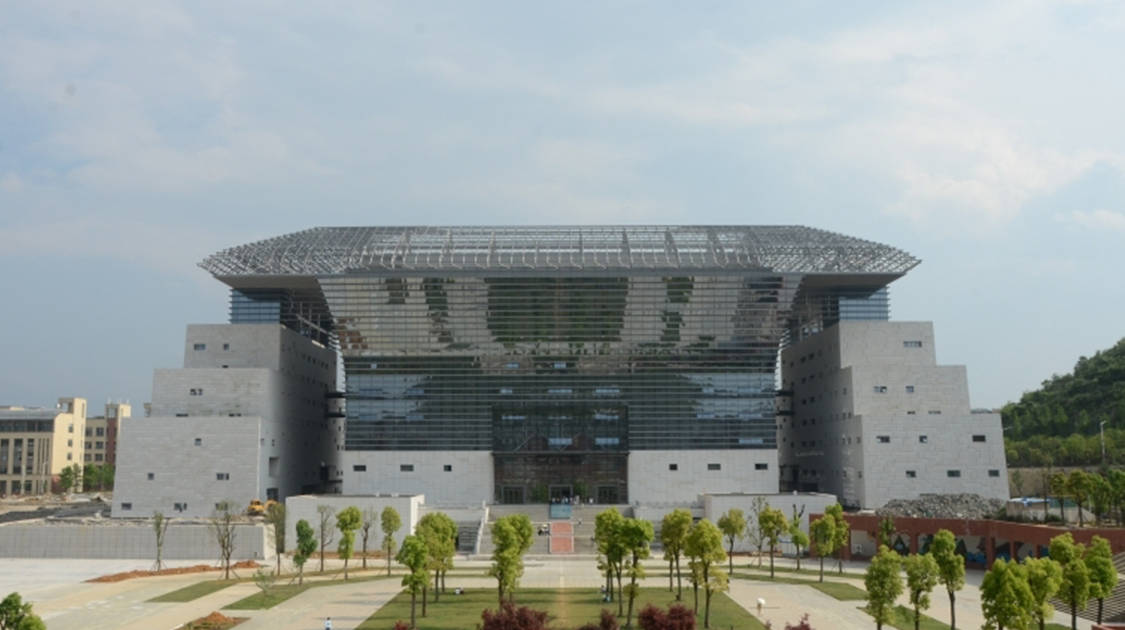 贵州师大位列师范院校第29名,在贵州省排名第2名,仅次于贵州大学.