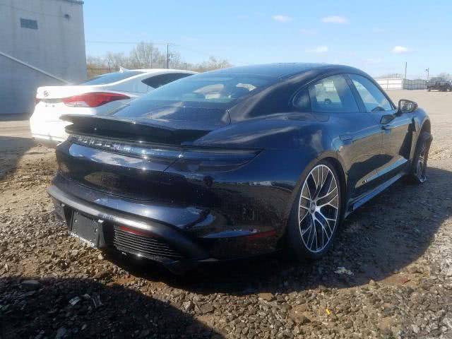 120万的新保时捷taycan turbo事故车,到底该不该买?