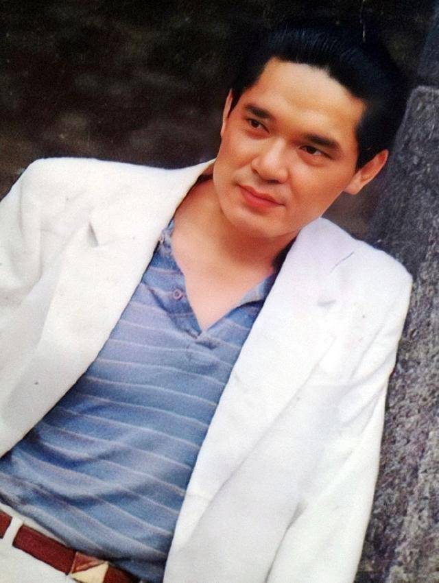 曾因"太漂亮"屡遭拒绝,却演钻山豹走红,63岁的个体户申军谊,如今还好