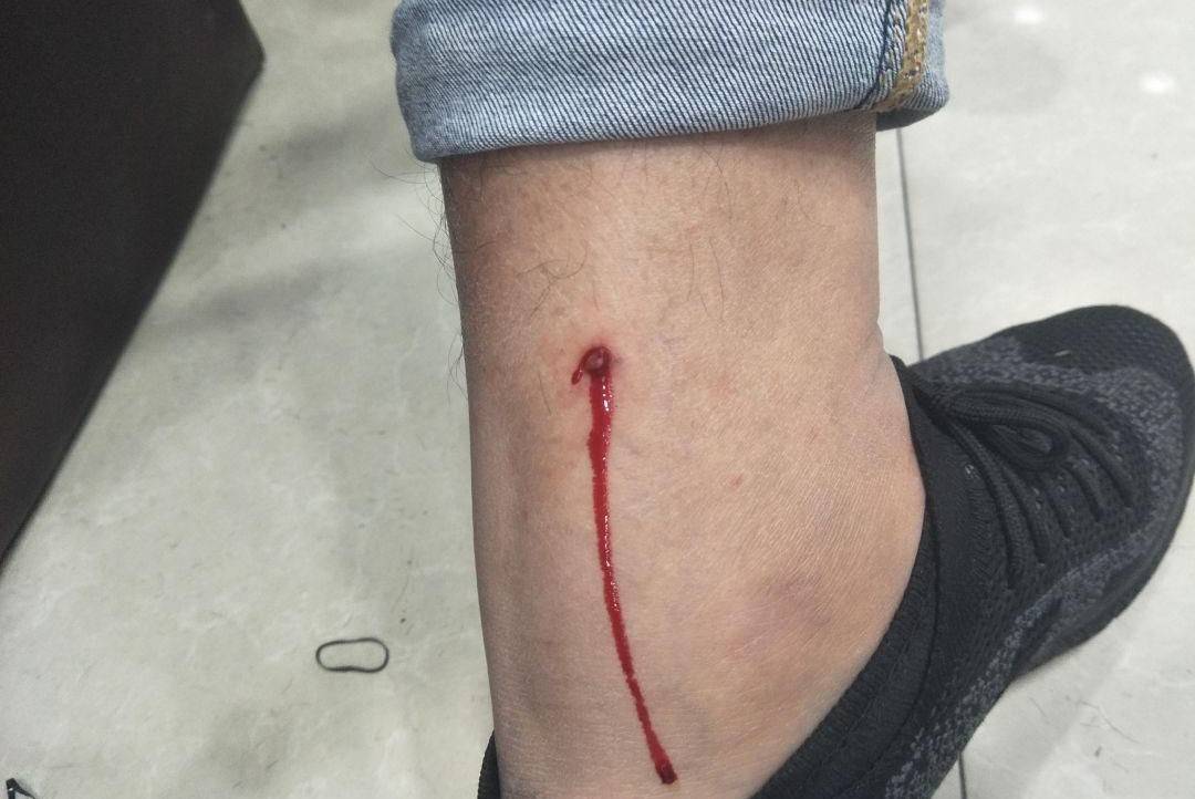 如果她是你的班主任,你现在会怎么样,我估计我现在也快出来了.