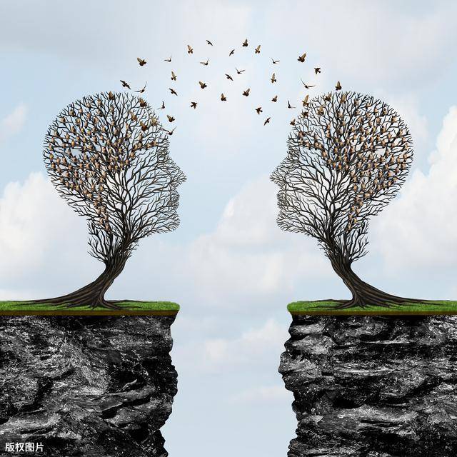 作为一个老师私下里应不应该与学生保持距离