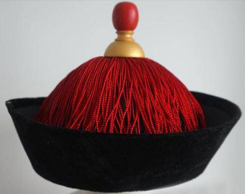 谈古代中国的帽子文化,它不仅用来御寒,也是古代身份等级的标志