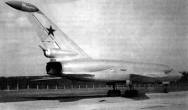 原创红色背鳍苏联神秘的超音速轰炸机图98超音速轰炸机发展简史