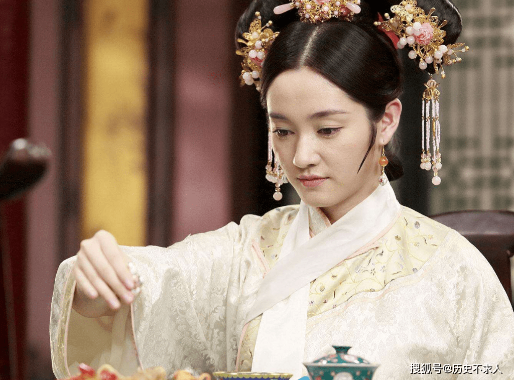 她17岁嫁给乾隆,生下一个女儿,依靠女儿得宠一生_惇妃
