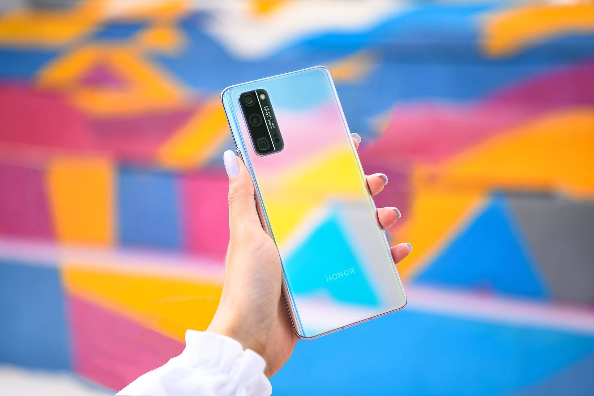 用慢综艺来治愈,荣耀30系列流光幻镜陪你度过漫漫夏日!