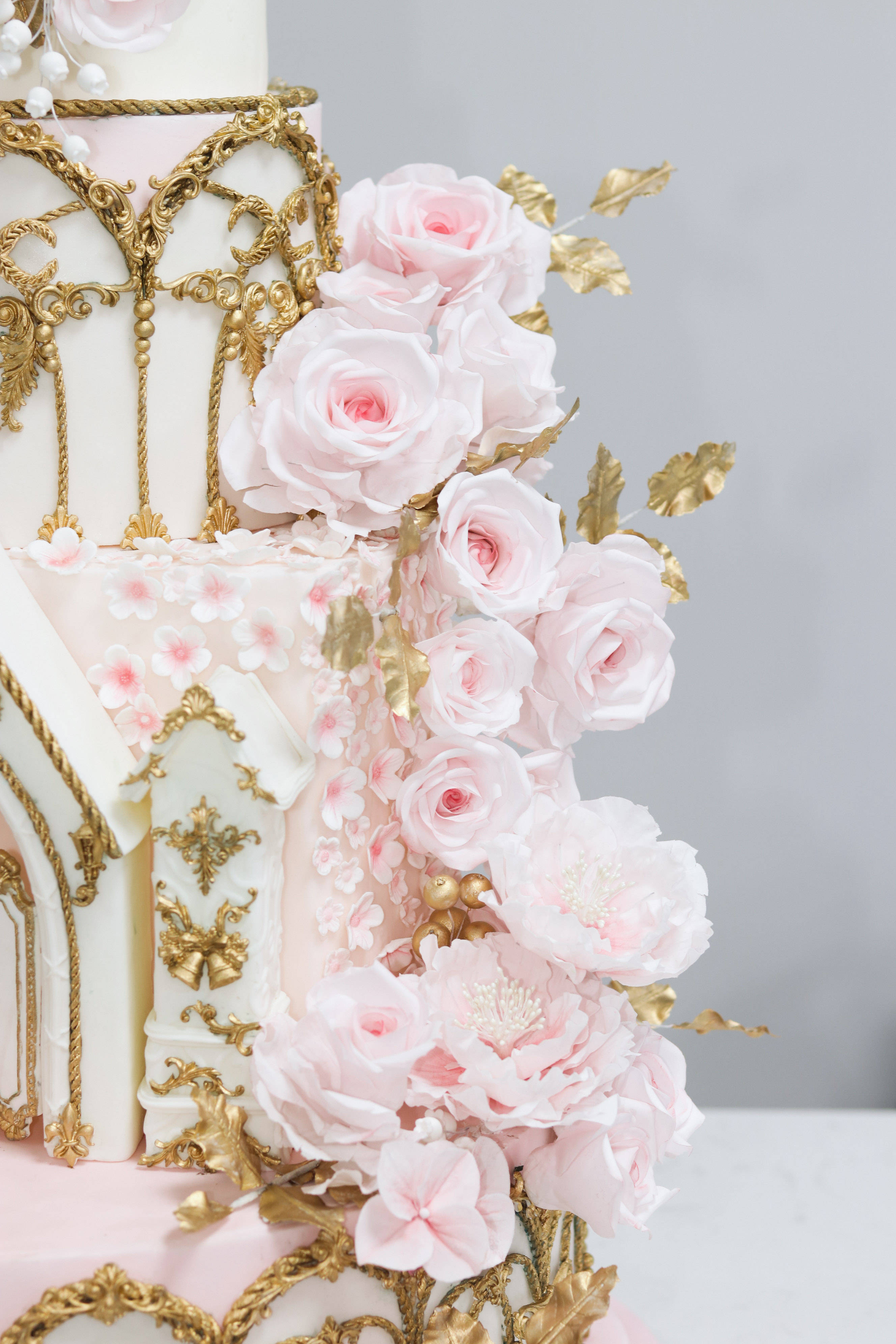 网购孔雀造型结婚蛋糕成品超崩溃 新娘大闹:这婚还怎么结?