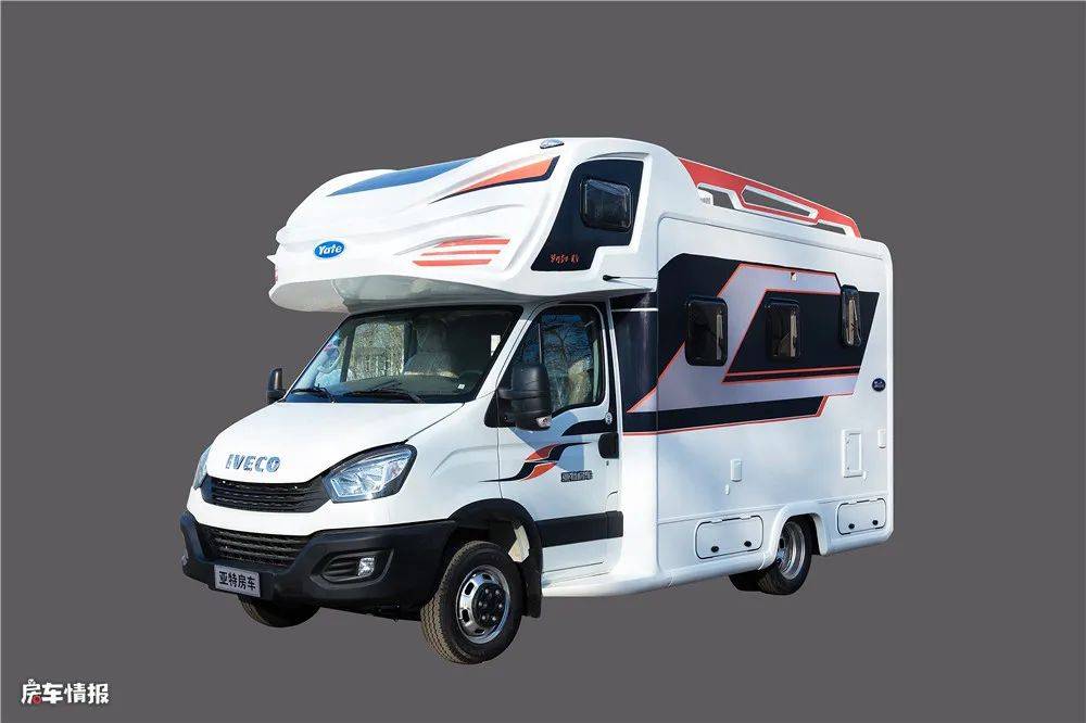 直降8万的房车咋样依维柯8at底盘生活设施丰富能住一家5口