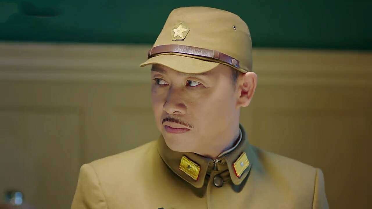 想要救池诚,最稳妥的方法,就是以帮佐藤大藏等人谋利益为由,来达到救