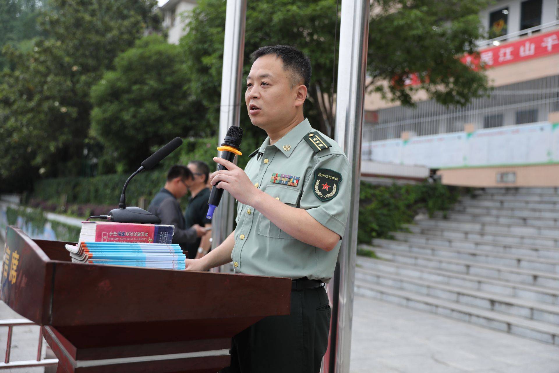 邵阳绥宁人武部开展国防教育进校园巡回宣讲活动