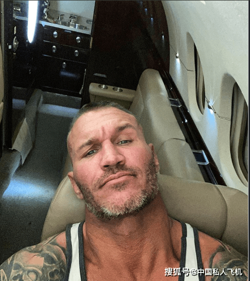 公务早班机|wwe职业摔跤手身价1500万美元,兰迪·奥顿晒新购的私人