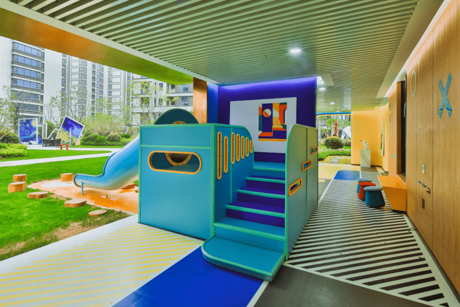 电建·泷悦华府儿童游乐区实景