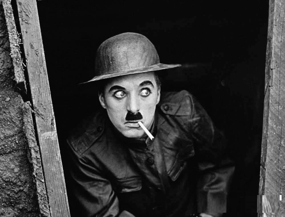 在影视剧中,日本军官留的方块胡须,原来有这些学问_胡子