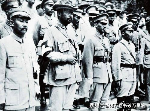 1926年7月北伐战争开始,当时需要消灭的主要敌人有3个,以东北地区为