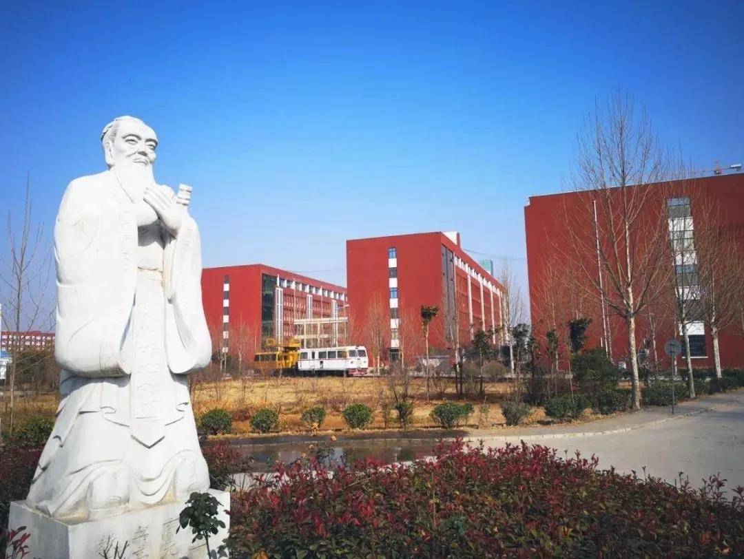 遥寄一枝春河南辅专等待你的归来