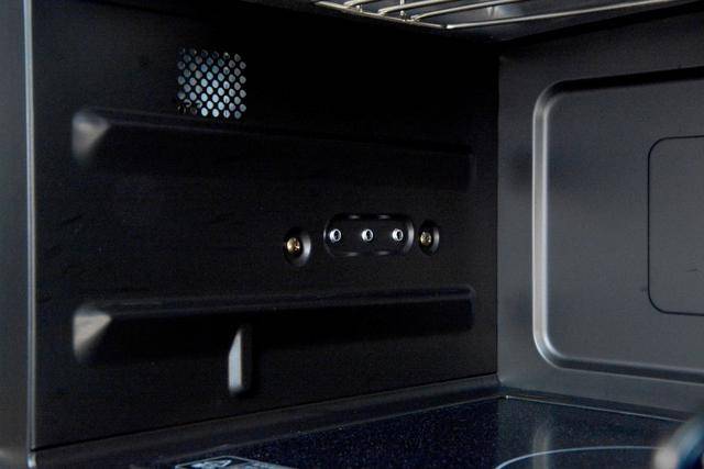 微波蒸汽烘烤3个功能一个机箱东芝微波炉ersd80cnw开箱