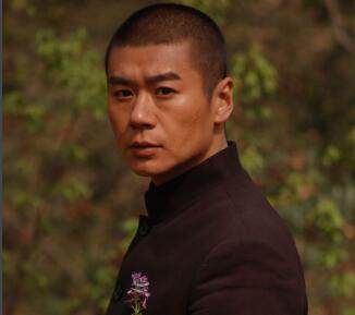 原创《我是特种兵》让他火了一把,演技虽好人不红,今成神剧专业户?