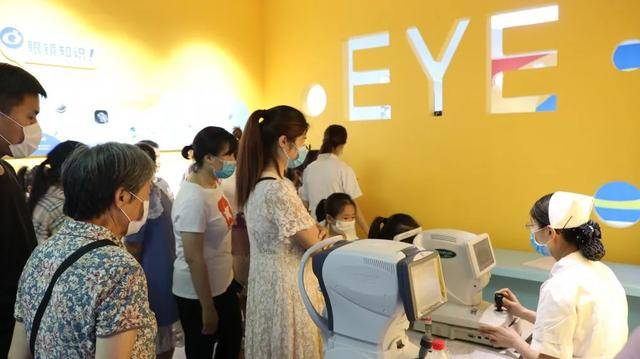 防控科普馆是近视防控的专门科普教育场所,儿童眼科医院的开张试运行