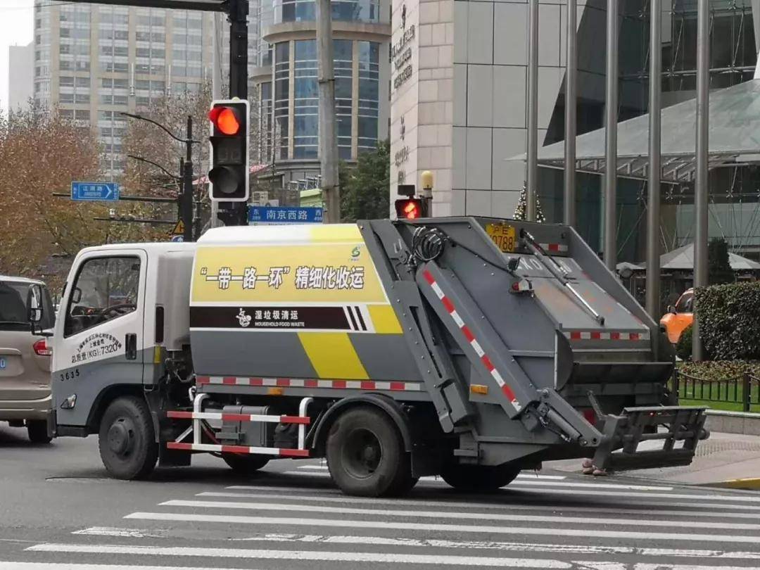 聚焦|上海市推行环卫行业车辆车容车貌管理"五要五禁"