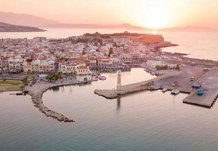 "打飞的"逛希腊的日子到了!这些地方去过两个,你就是高端玩家