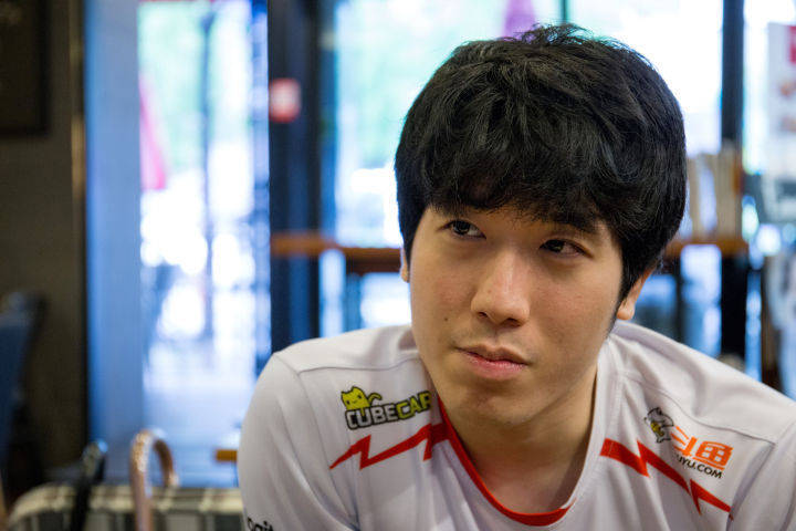 原创grf事件最终版!富二代麦哥打骂sword被罚款100w韩元,折合5911元