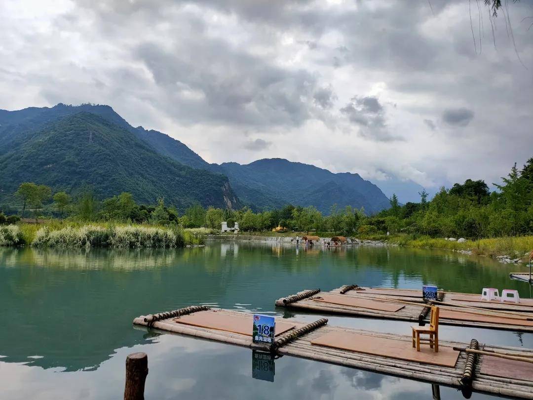 彭州银河谷精装原生态避暑山房成都15小时直达