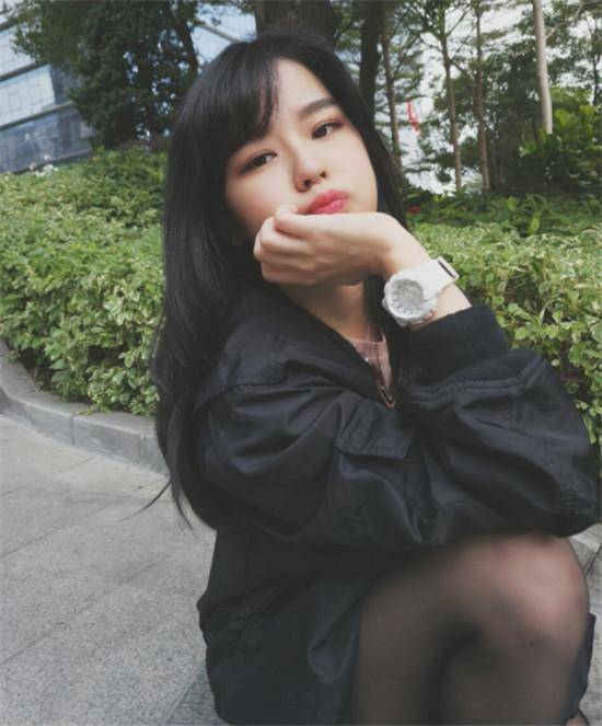 沫子黑丝旧照被翻出,直播自曝已婚引热议,对象还是个上海土豪?