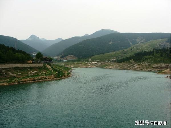 济南周边徒步穿越路线:龙洞风景区