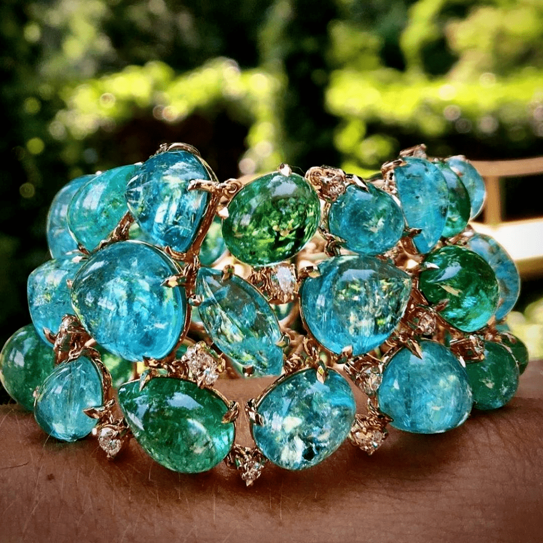 被称为碧玺之王的帕拉伊巴,只需一眼,就让人无法移开目光!_颜色