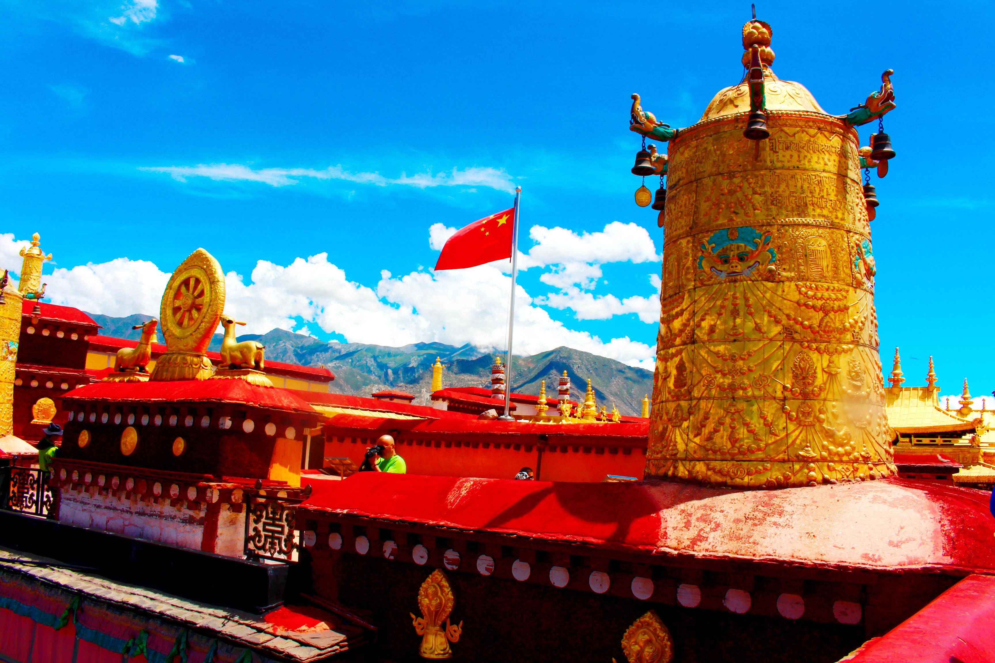 大地:致敬三十岁环中国行之西藏拉萨大昭寺_风光