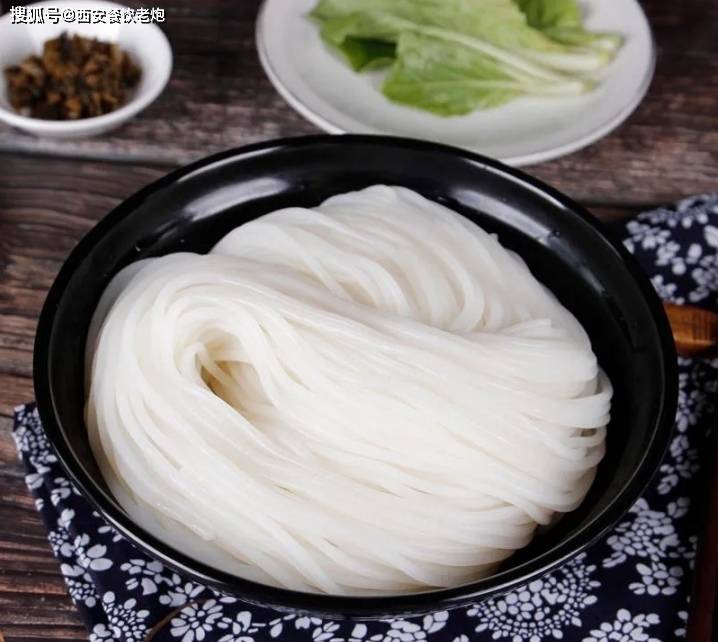 云贵过桥米线,新鲜保湿,顺滑q弹,浓郁鲜香