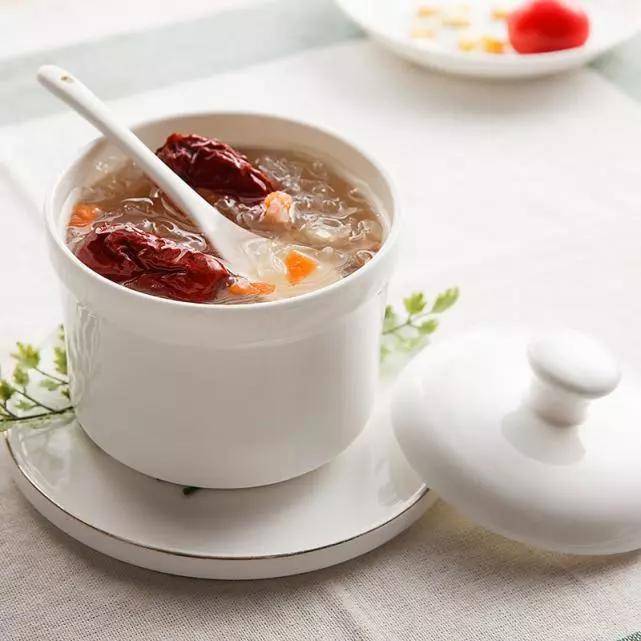 产后8款月子营养粥,补气血,快恢复!