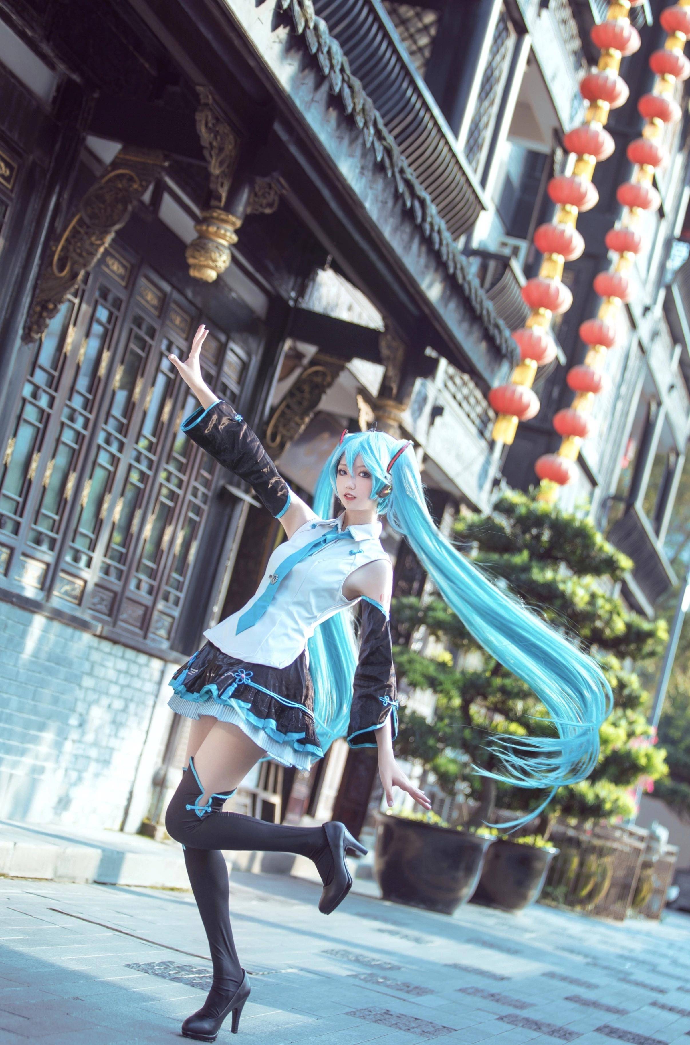 cosplay初音未来冰激灵宝宝