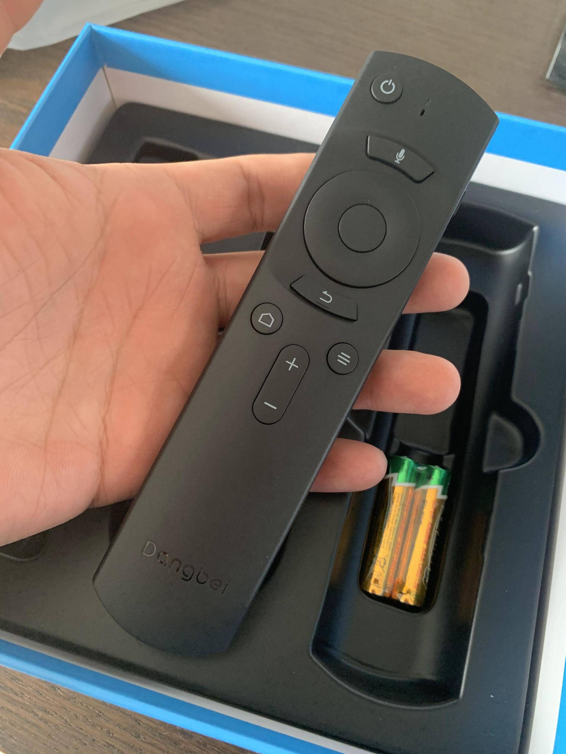 让老电视焕发第二春,当贝盒子h1开箱体验_遥控器