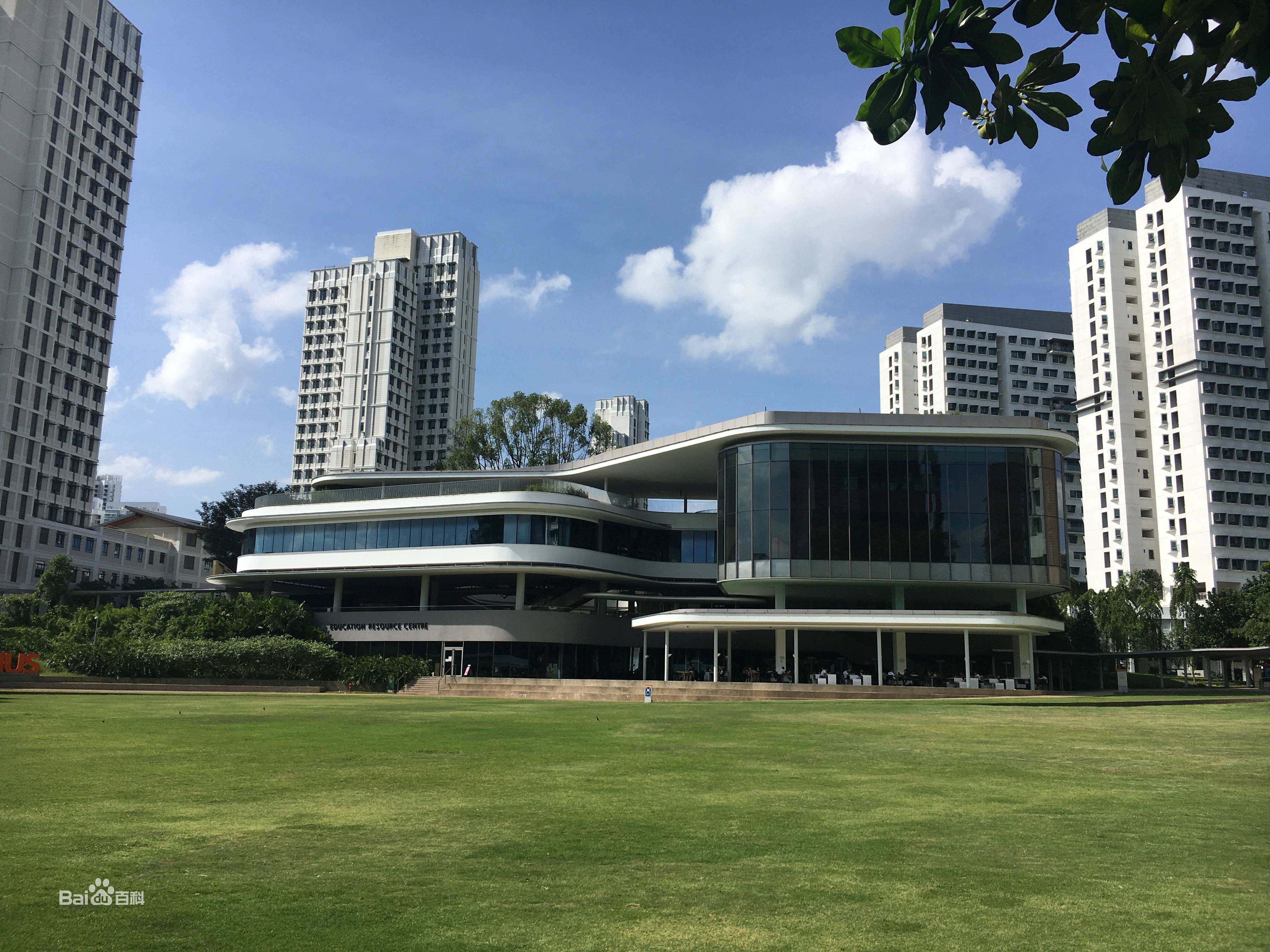 圖為新加坡國立大學,選自百度百科