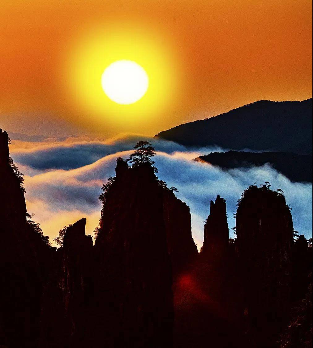 千呼万唤始出来!莽山五指峰摩天岭垂直电梯已于6月13日正式开放啦!