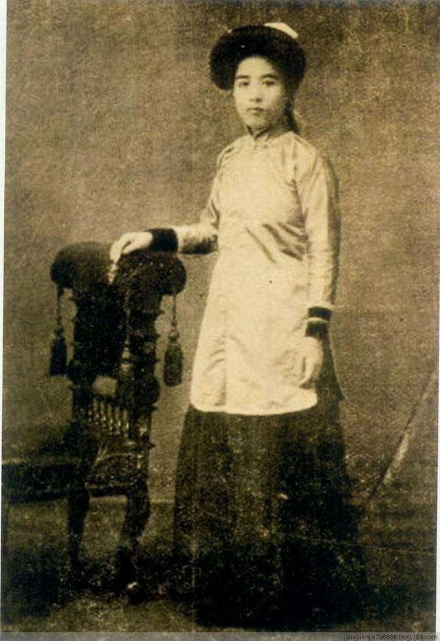 她是袁世凯女秘书才学超群却一生未婚具体原因她毫不避讳