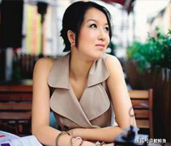 中国斯诺克美女裁判，完成一成就成中国首人，老公是“富五代”_诸瑛