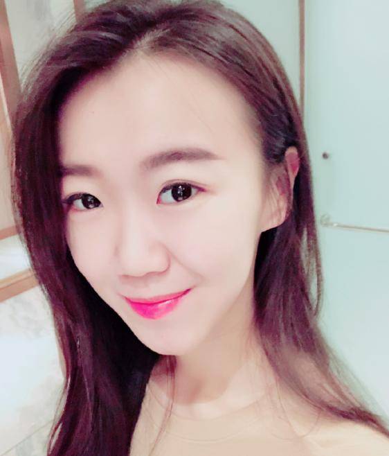 虎牙ququ兑现承诺,佳慧出镜直播,网友:这狗粮吃得够够的_pasha