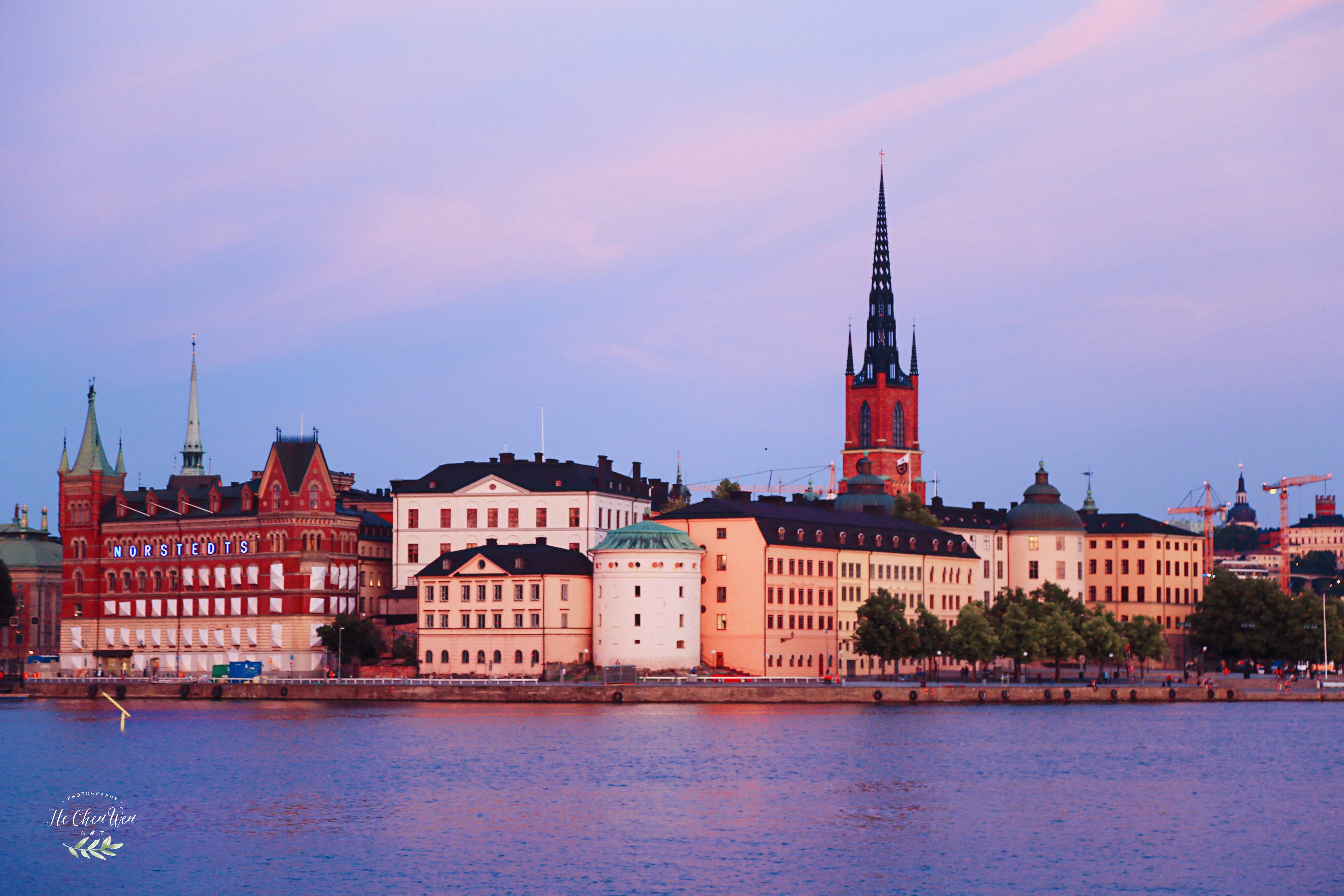 也是斯德哥尔摩最古老的建筑之一,部分建筑可以追溯到十四世纪初,教堂