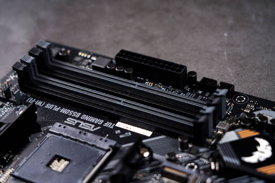 华硕tuf gaming b550m-plus (wi-fi)主板评测:就是3950x也能扳扳手腕