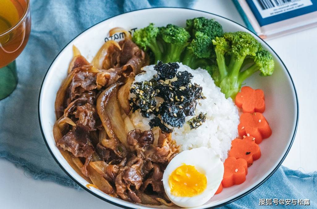 原创日式肥牛饭,香甜软嫩味道鲜,自己在家做美食,比外卖好吃百倍