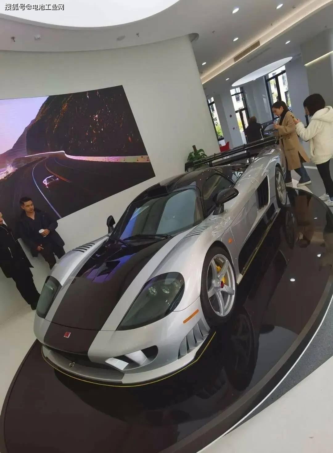 赛麟汽车上海公司被法院查封!