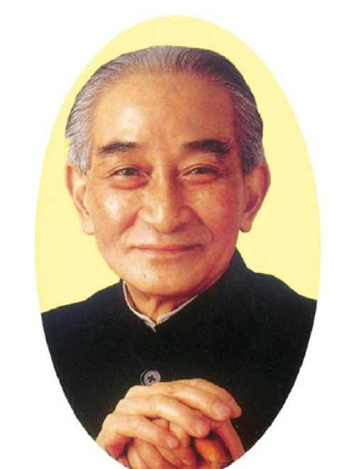 很多中年人到了三四十岁,事业无成,就开始学佛论道,口吐莲花,竭力让