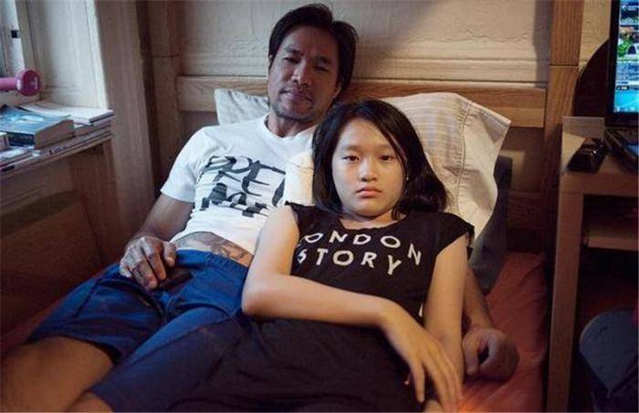 美国"唐人街"真实现状,男女混住,穷人蜗居一室,坚决不愿回国!