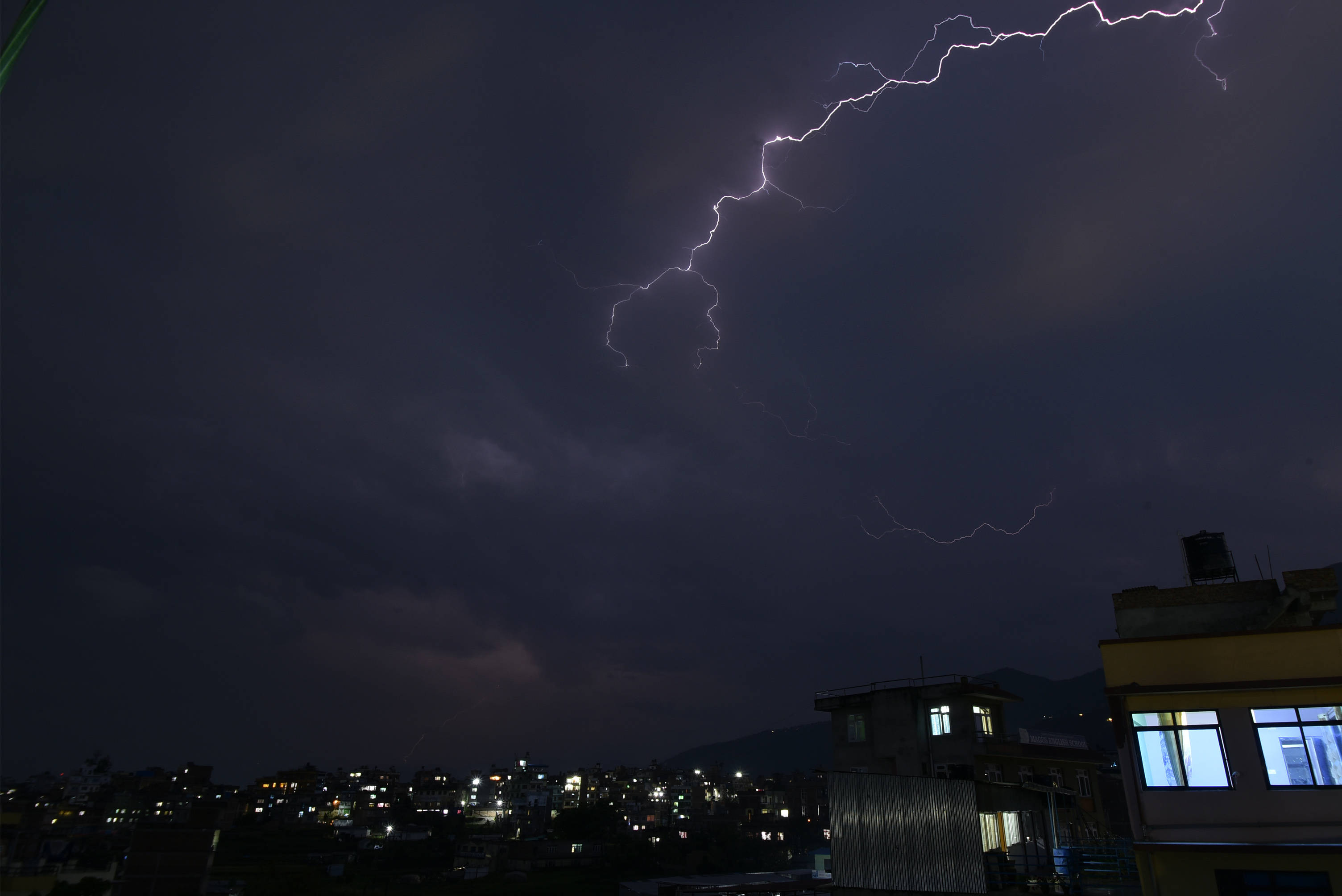 印度107人死于雷暴