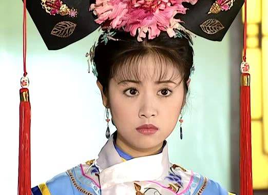 了很久才定下来了还珠格格这个册封,因此不管是后宫中的宫女还是大臣