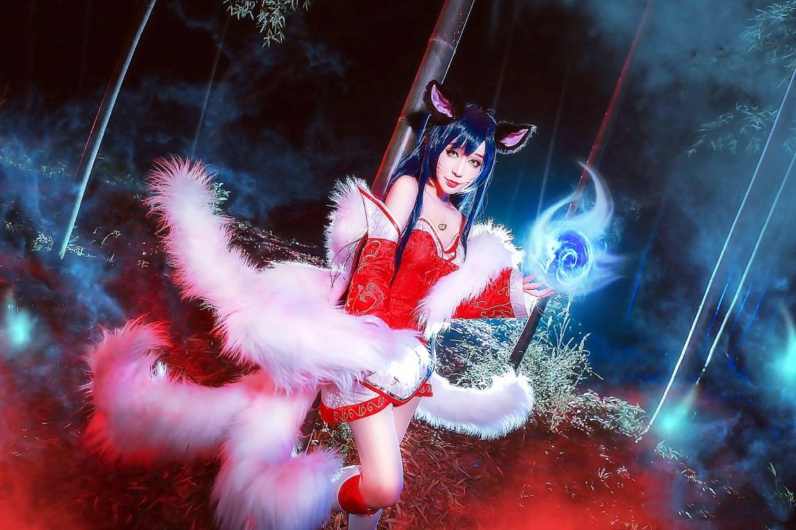 三段位移大招轻松走进你的心英雄联盟阿狸cos